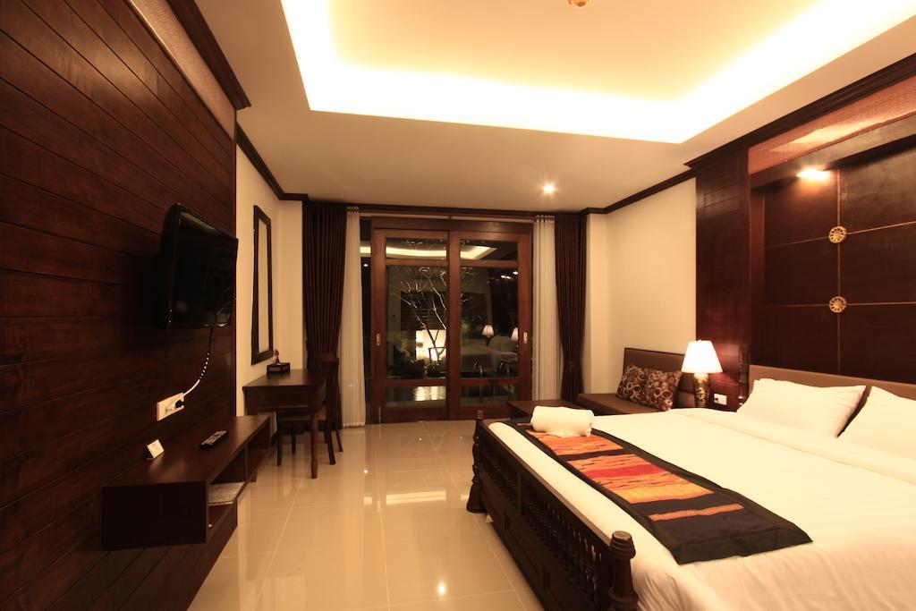 Baan Ratchiangsaen Hotel Chiang Mai Luaran gambar
