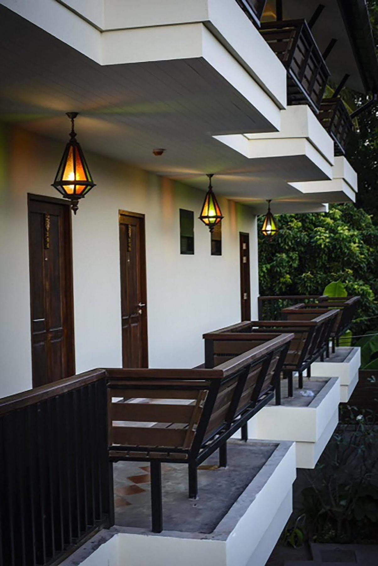 Baan Ratchiangsaen Hotel Chiang Mai Luaran gambar