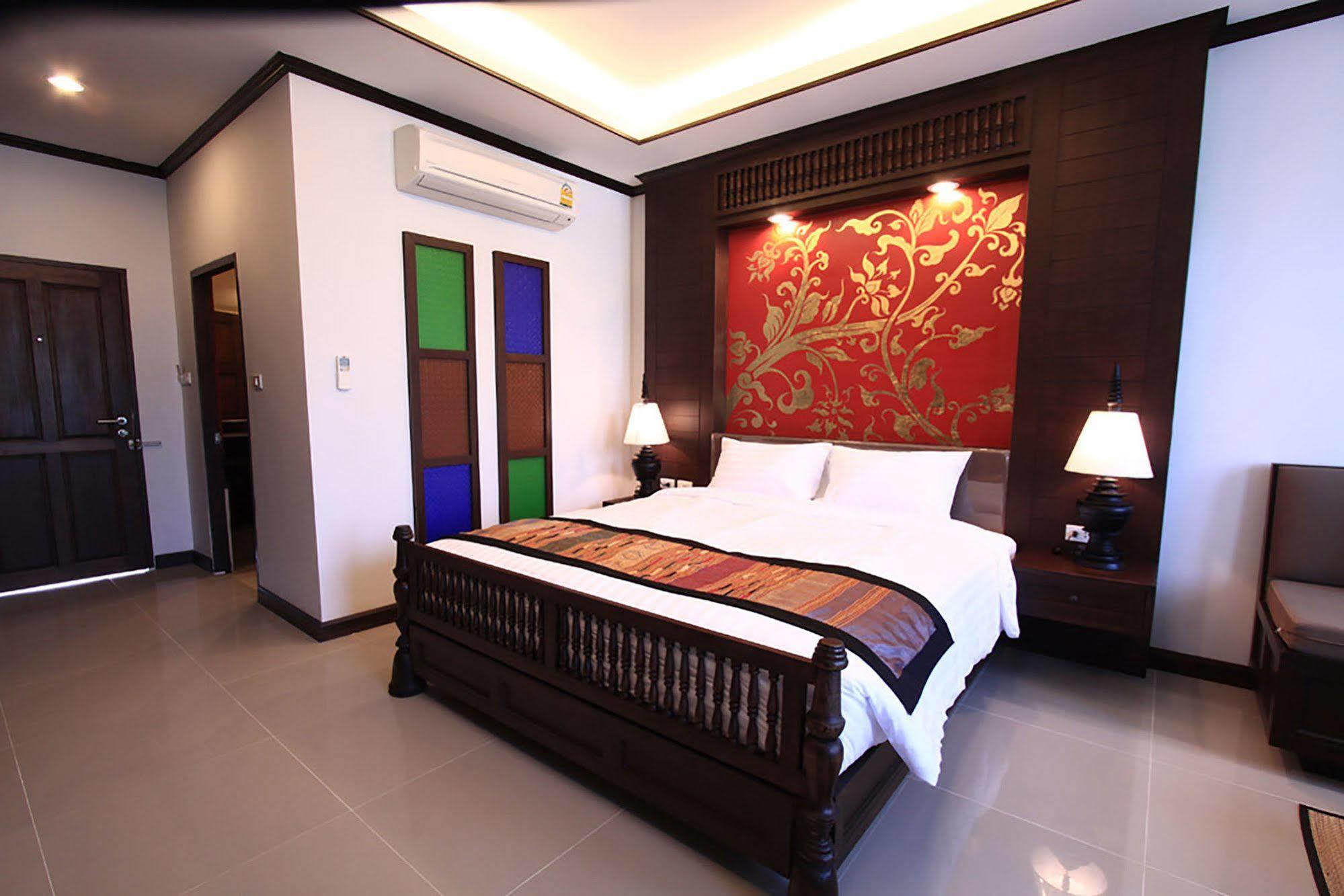 Baan Ratchiangsaen Hotel Chiang Mai Luaran gambar