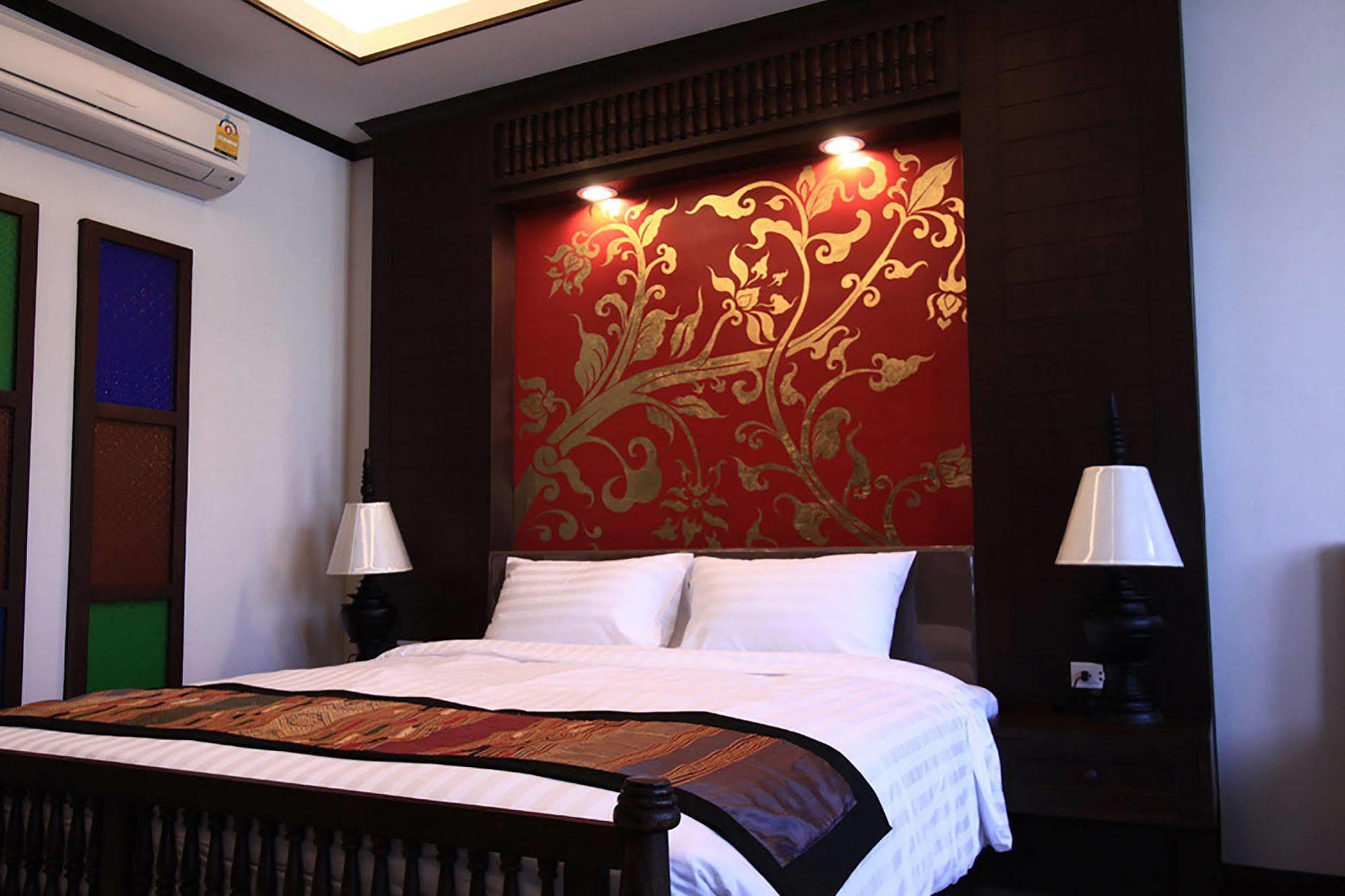 Baan Ratchiangsaen Hotel Chiang Mai Luaran gambar